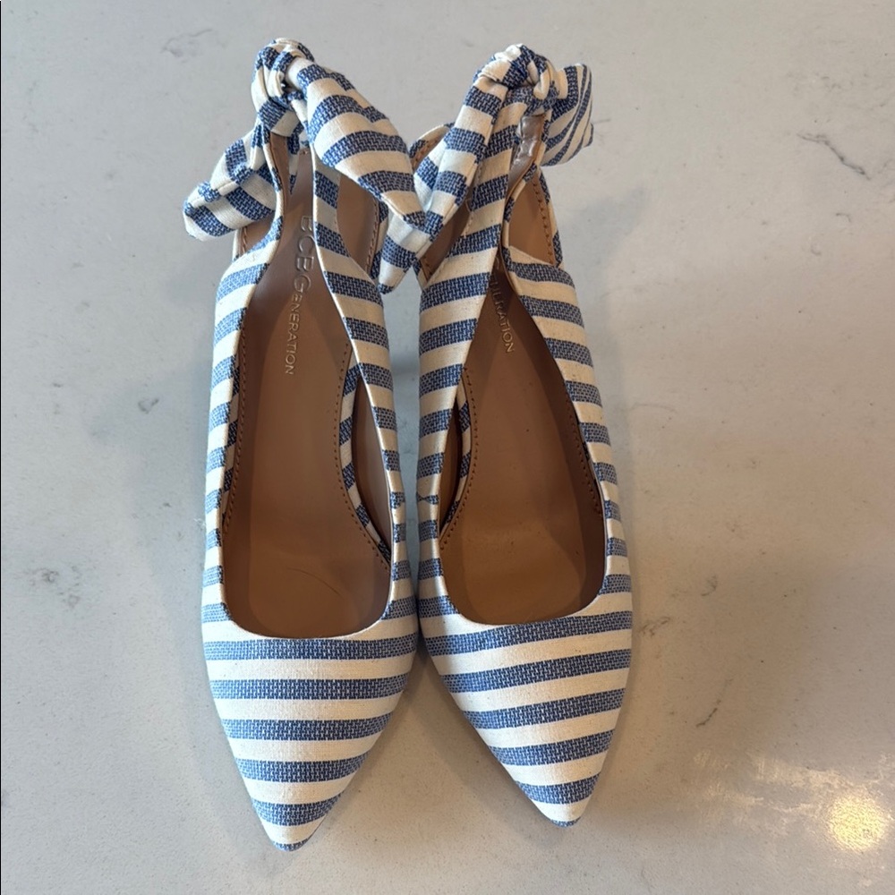 BCBGeneration Blue and White Striped Heels Sz 7